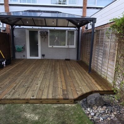 finished garden decking